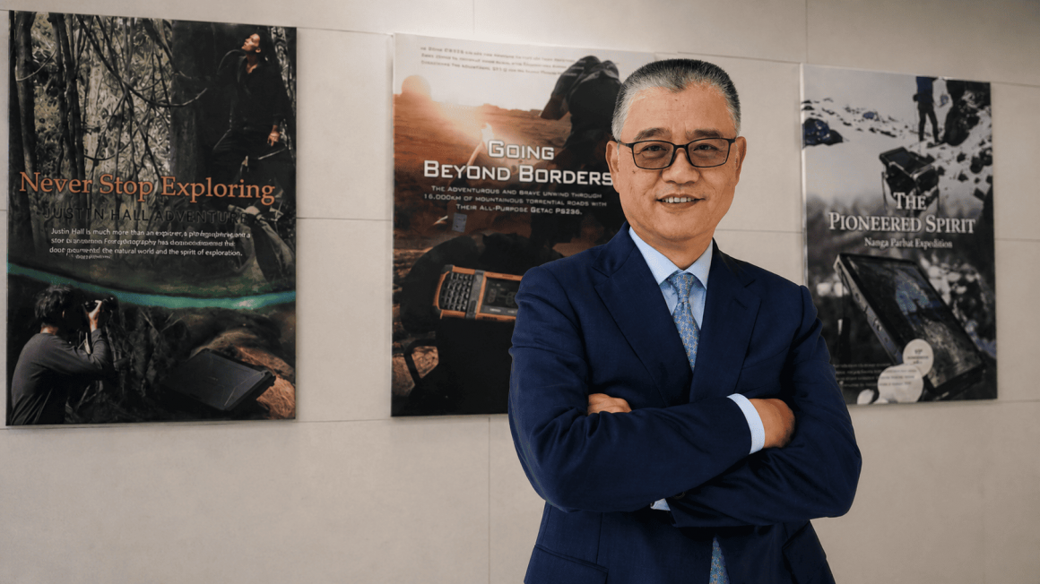 James pic(2)_compressed James pic(2)_compressed